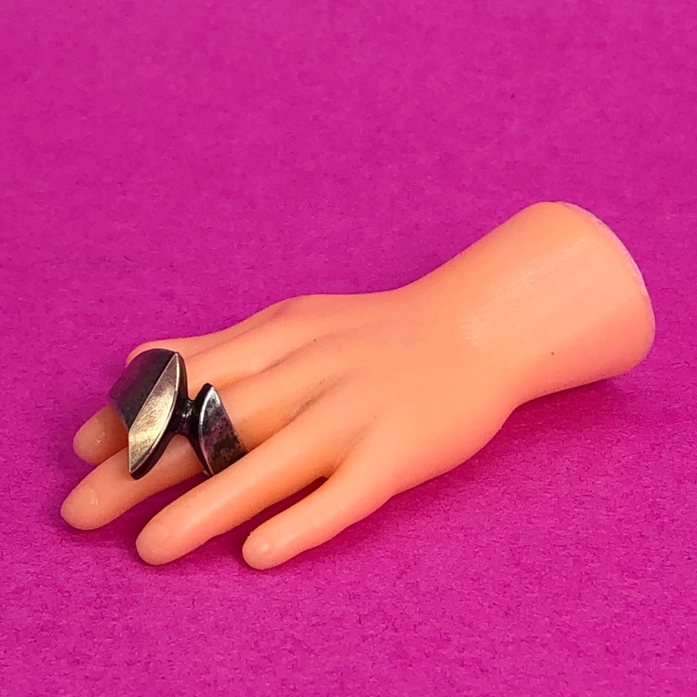 Abstract modernist artisanal vintage ring 14K gold 925 - 00G039